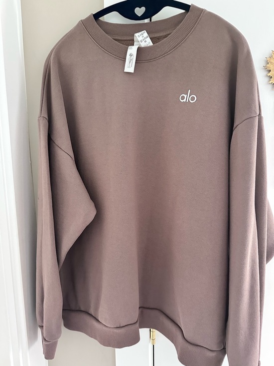 ALO Yoga Sweaters - ALO Yoga Crewneck Sweatshirt in mauve